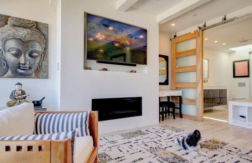 Marin City House | Tranquil townhome w/floor-to-ceiling bay view in charming Sausalito