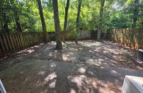 Tallahassee House | Tranquil townhome with AC in Tallahassee