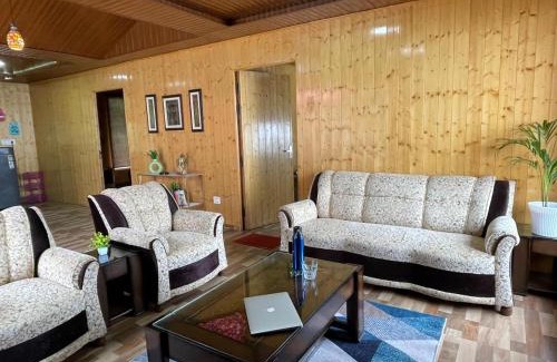 Kumarhatti Apartment | Tranquil Trails