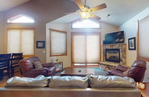 Estes Park House | Tranquil Trails Lodge - Registration Number #6214