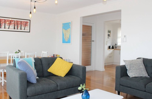 Howrah Apartment | Tranquil Tranmere - 2 Bedroom Unit