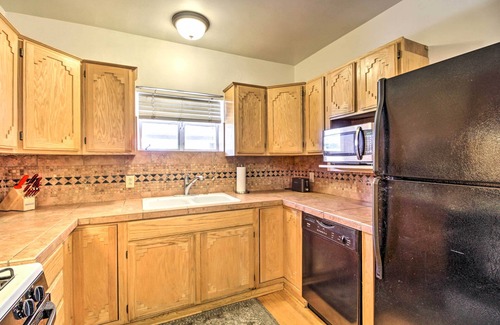 Sam Hughes House | Tranquil Tucson Home w/Yard - Walk to U of A