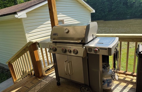 Rowlesburg House | Tranquil updated 2-bedroom home on Cheat River in Rowlesburg, WV