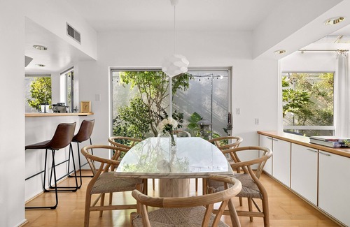 Venice Condo | Tranquil Venetian Waterside Retreat Lakefront Gem