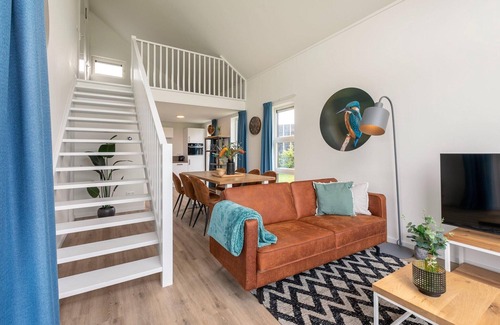 Tynaarlo House | Tranquil villa for 6 guests with patio
