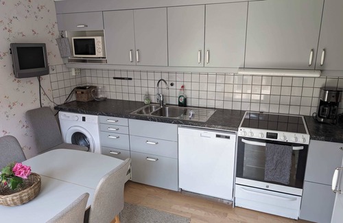 Innerstaden House | Tranquil Villa with Garden Views & Terrace | 3BR,