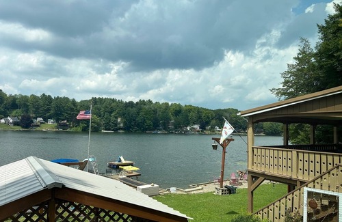 Bath House | Tranquil waterfront retreat 3-bedroom house with WiFi in charming Bath NY