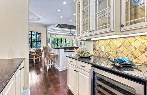 Saint Armands Key House | Tranquility | 4000 Sqft of Luxury - Private Pool/Spa, Walk Everywhere!