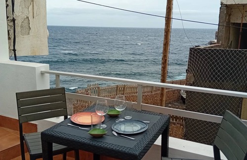 Los Gavilanes House | TRANQUILITY IN FRONT OF THE SEA