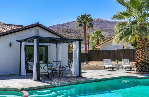 Magnesia Falls Cove House | Tranquility Retreat -Your Personal Boutique Hotel | A Louisa Davis Property