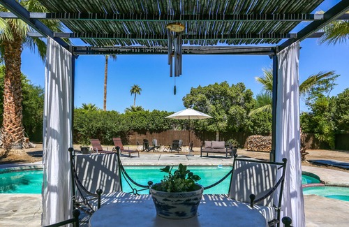 Magnesia Falls Cove House | Tranquility Retreat -Your Personal Boutique Hotel | A Louisa Davis Property