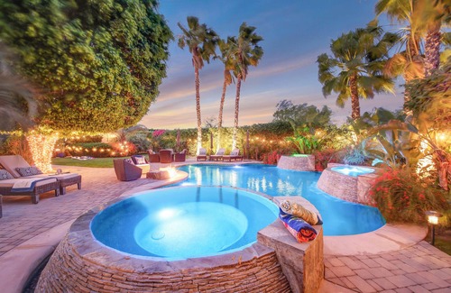 Indio House | TRANQUILITY TUSCAN LUXE ESTATE & Guesthouses 4 Firepits/Pool/Spa LUSH Tropical