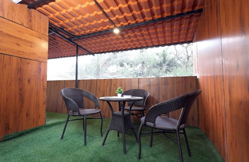 Andheri East Apartment | Transit Stay 1BHK Best for Meetings Layovers &Work