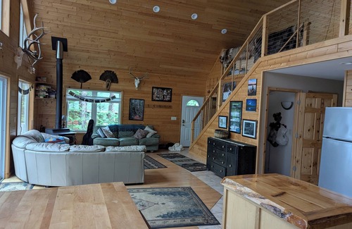 Hazelhurst House | Trantow lake house