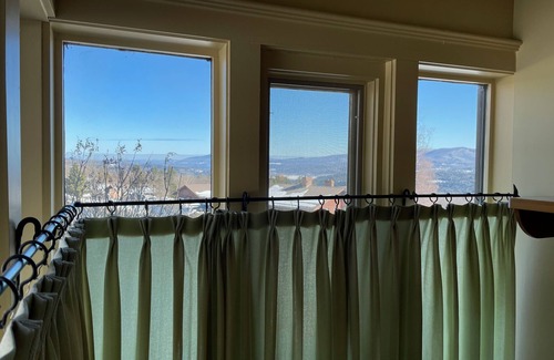 Moscow Ski Chalet | Trapp Family Lodge Guest House