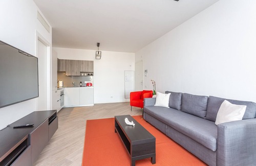 Gianicolense Apartment | Trastevere Modern Terraced Apt