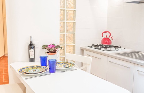 Trastevere Apartment | Trastevere Orchid House