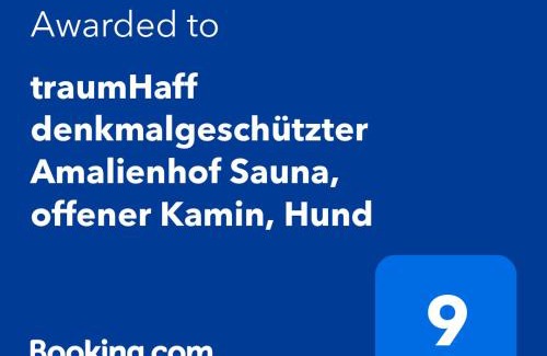 Ahlbeck House | traumHaff denkmalgeschützter Amalienhof Sauna, offener Kamin, Hund