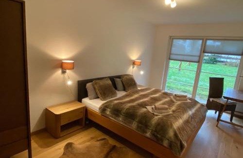 Unterschonau Apartment | Traumhafte Ferienwohnung im alpinen Stil in Traumlage