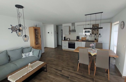 Greetsiel Apartment | Traumhafte Ferienwohnung an Zwei Sielen!