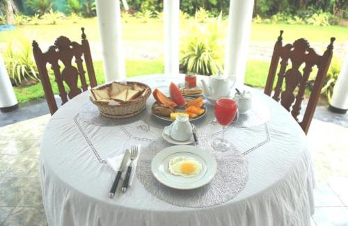 Induruwa Bed & Breakfast | Travana Villa