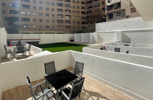 Arrancapins Apartment | Travel Habitat AVE Sorolla Suites N1