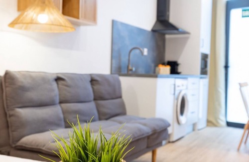 Montolivet Apartment | Travel Habitat Ruzafa Loft 1