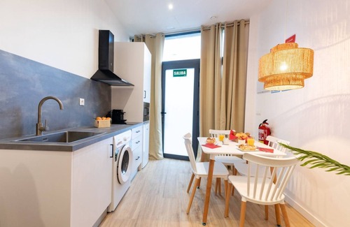 Montolivet Apartment | Travel Habitat Ruzafa Loft 1