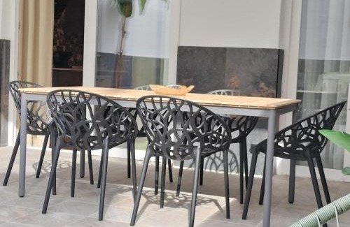 En Corts Apartment | Travel Habitat Ruzafa Green House Terrace