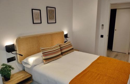 En Corts Apartment | Travel Habitat Ruzafa Green House Terrace