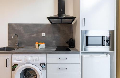 Montolivet Apartment | Travel Habitat Ruzafa Lofts