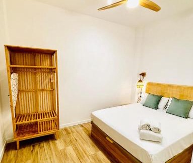 Montolivet Apartment | Travel Habitat Ruzafa Lofts