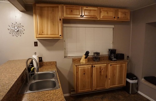 Fairplay Condo | Travel Nurse, Remote Work. Close To Breckenridge & Summit Co. Enjoy Colorado!