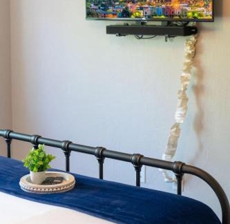 Williams House | Travelers Paradise, 3BR House Near Route 66 and Grand Canyon