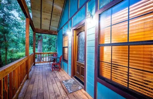 Hochatown Cabin | Travelin Lights;Perfect Cabin Experience- Sleeps 4