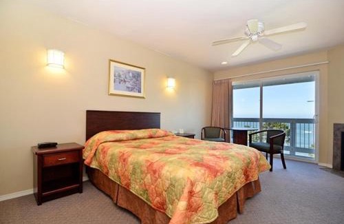 Depoe Bay Hotel | Travelodge by Wyndham Depoe Bay