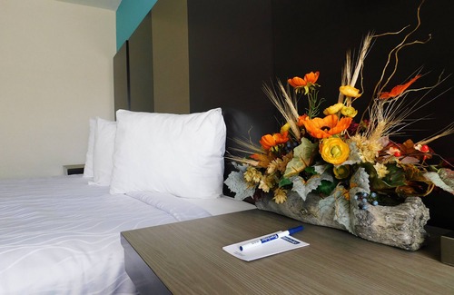 Altaville Hotel | Travelodge by Wyndham Angels Camp CA