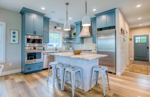 Mayfield Resort | Traverse City Lakemore Resort, Side by Side Luxury Lakefront Homes on Arbutus Lk
