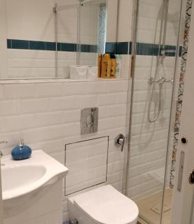 Santa Maria Novella Bed & Breakfast | Tre Gigli a Firenze, 5 minutes from station, via Palazzuolo 55