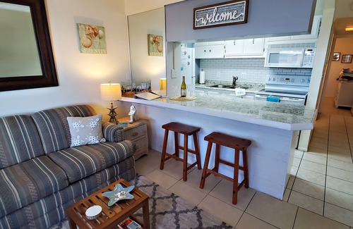 Sunset Beach Condo | Treasure Island Getaway 1/1 with water views and on-site pool!