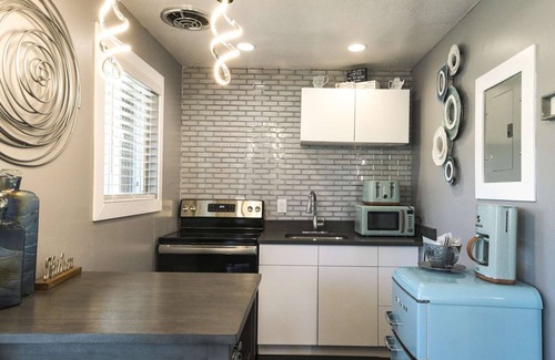 Downtown Park City Hotel | Treasure Mountain Inn - Junior Suite #40 - Cleaning fees included!