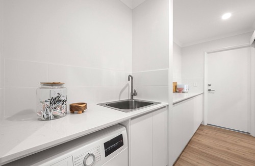 Coolbellup House | Treat on Treeby