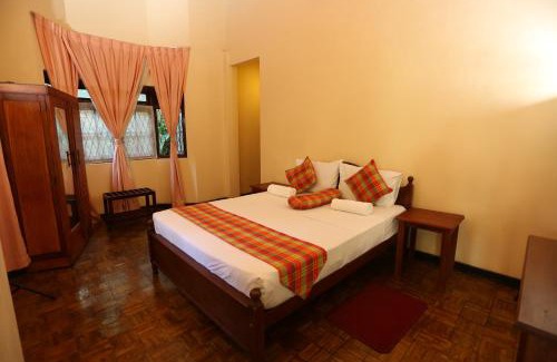Anniwatta House | Tree Breeze Inn