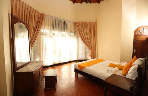 Anniwatta House | Tree Breeze Inn