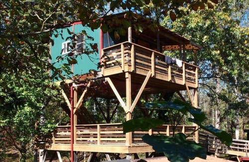 Stanardsville Cabin | Tree House at White Lotus Eco Spa Retreat