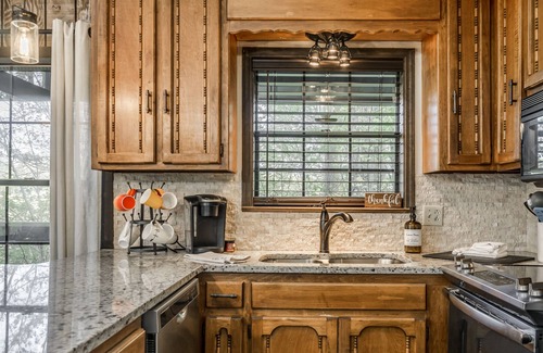 Smithville Ski Chalet | Tree House Center Hill Lake