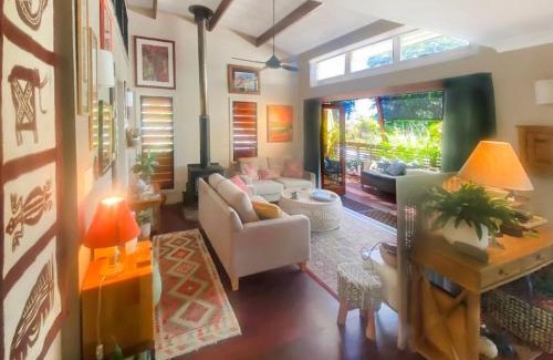 Evans Head House | Tree-tops - Luxurious Coastal Villa with Plunge Pool