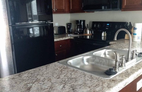 Gatlinburg Cottage | TREE TOPS RESORT- GATLINBURG