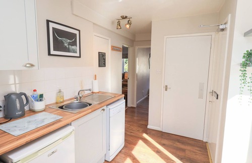 Bowness-on-Windermere Cottage | Tree Tops View