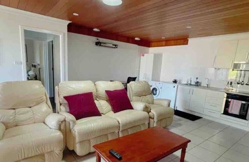Yamba House | Tree View......close to River & Restrunts